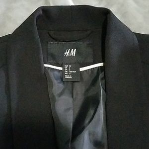 Ladies tuxedo style suit jacket by H&M